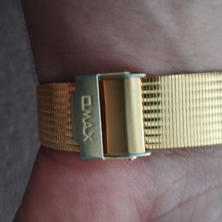 اوماکس⌚ اصل ژاپن اورجینال کوارتز