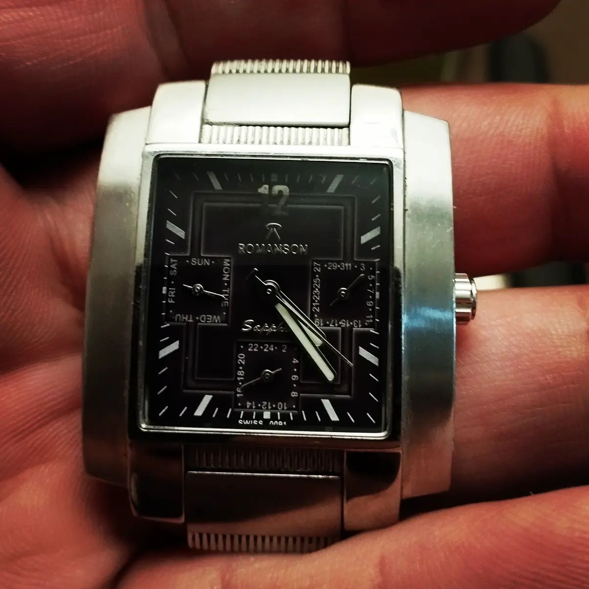 رومانسون⌚ سه موتور کوارتز