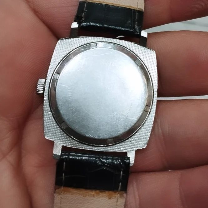 ساعت کوکی سوییسی