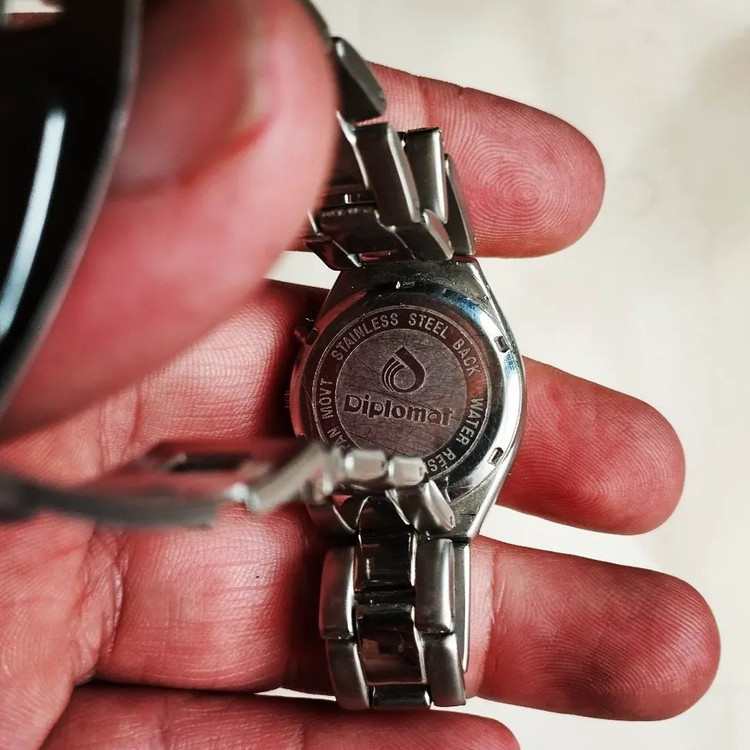 ساعت دیپلمات⌚ کوارتز تمام استیل ژاپن اورجینال زیبا زنانه #وستن_واچ_سوئیس