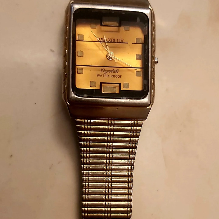 ساعت اوماکس⌚
