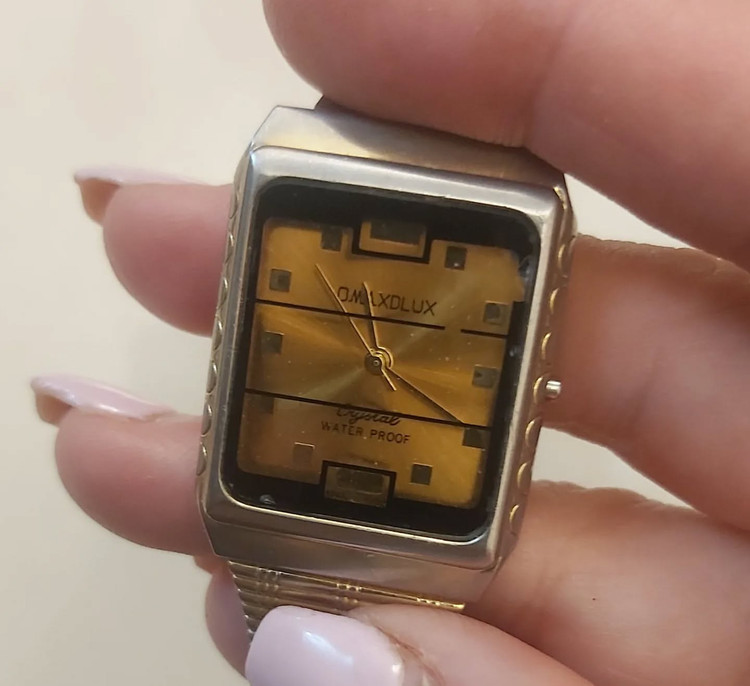 ساعت اوماکس⌚