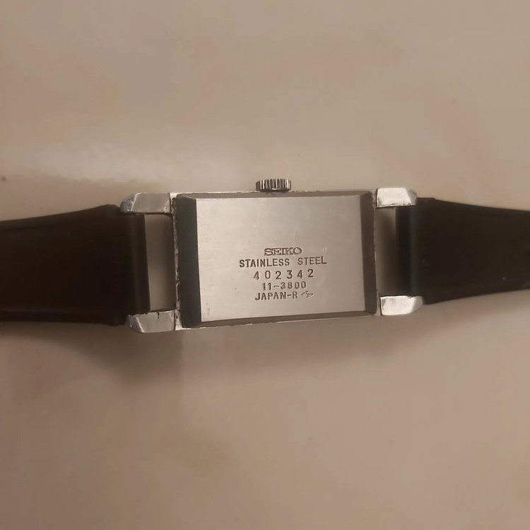 سیکو⌚ اورجینال ژاپن تمام فابریک قدیمی سالم و دقیق بسیار