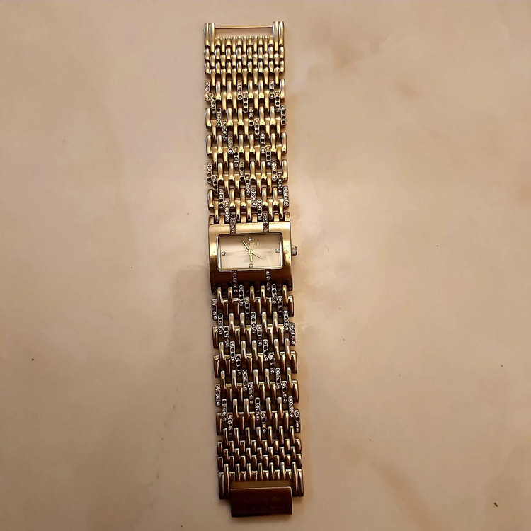 گوچی⌚اورجینال خاص