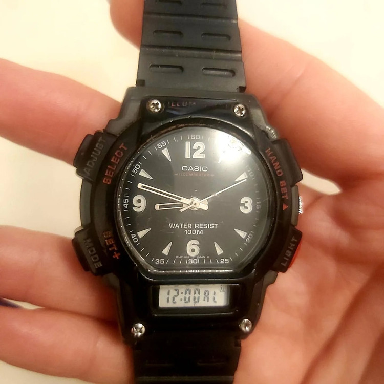 کاسیو Casioدو زمانه