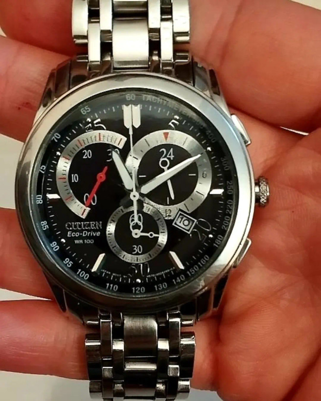 سیتیزن⌚ اکودرایو (شارژ با نور خورشید) نیاز به باطری ندارد